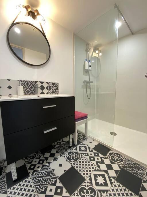 Appart 2 Pieces 35M2,Centre Ville, Parking Gratuit Bourges Zewnętrze zdjęcie